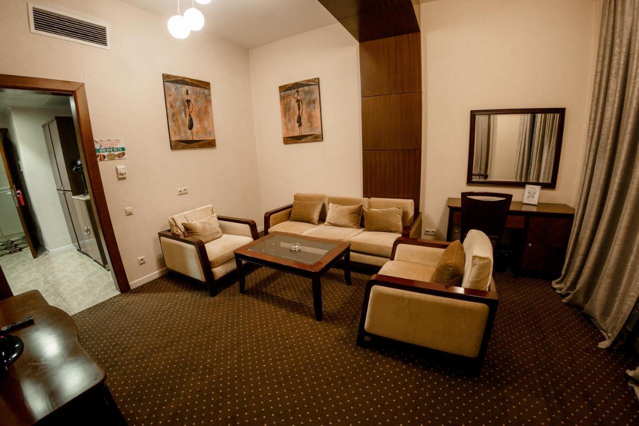 Astoria Hotel Baku Exterior photo